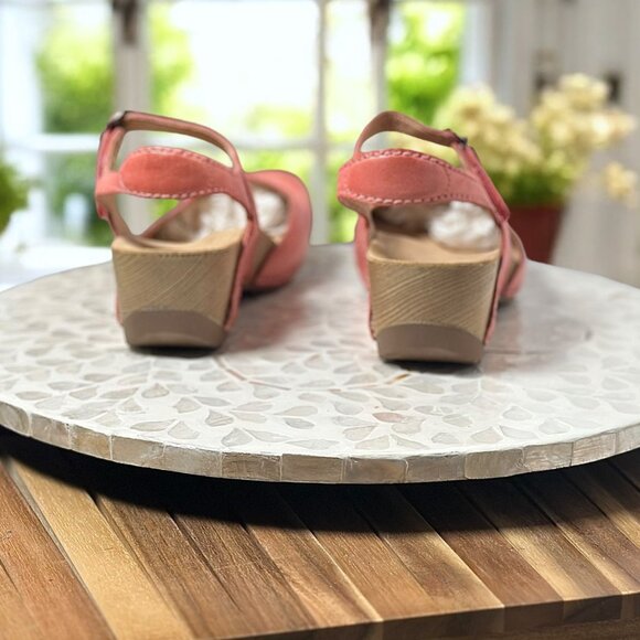 Dansko Tiffani Supportive Coral Leather Wedge Mary Jane Sandal EU 39 Comfortable - Picture 12 of 13